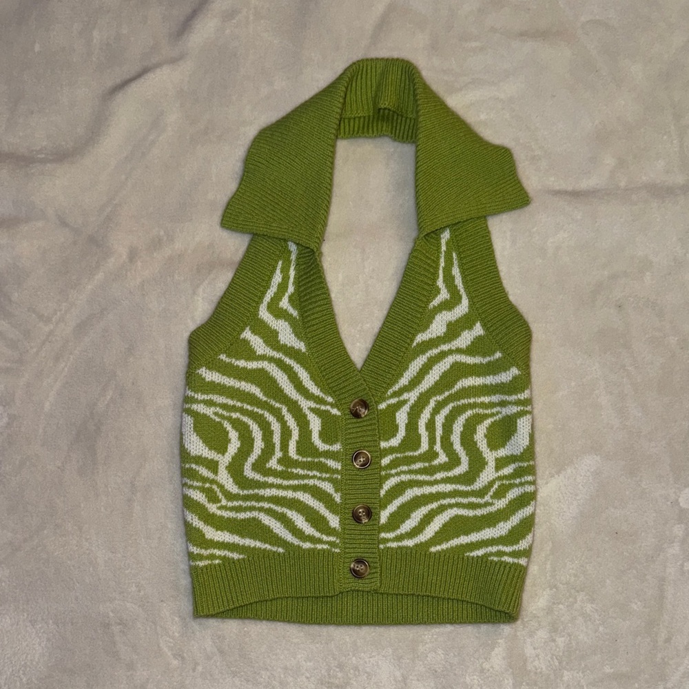 Green and White Knit Crop Top